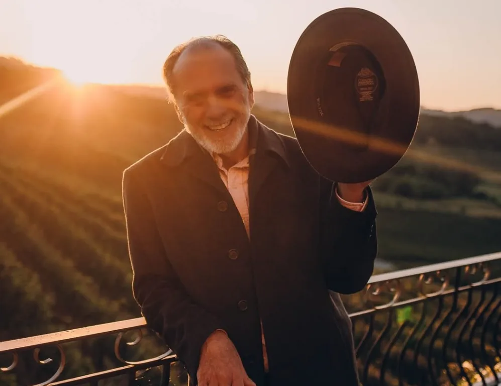 Rômulo construiu uma carreira sólida no Direito, com escritório ativo em Bento Gonçalves, e marcou gerações com seu compromisso ético, sua escuta atenta e seu amor pela vida (Foto: Arquivo Pessoal)