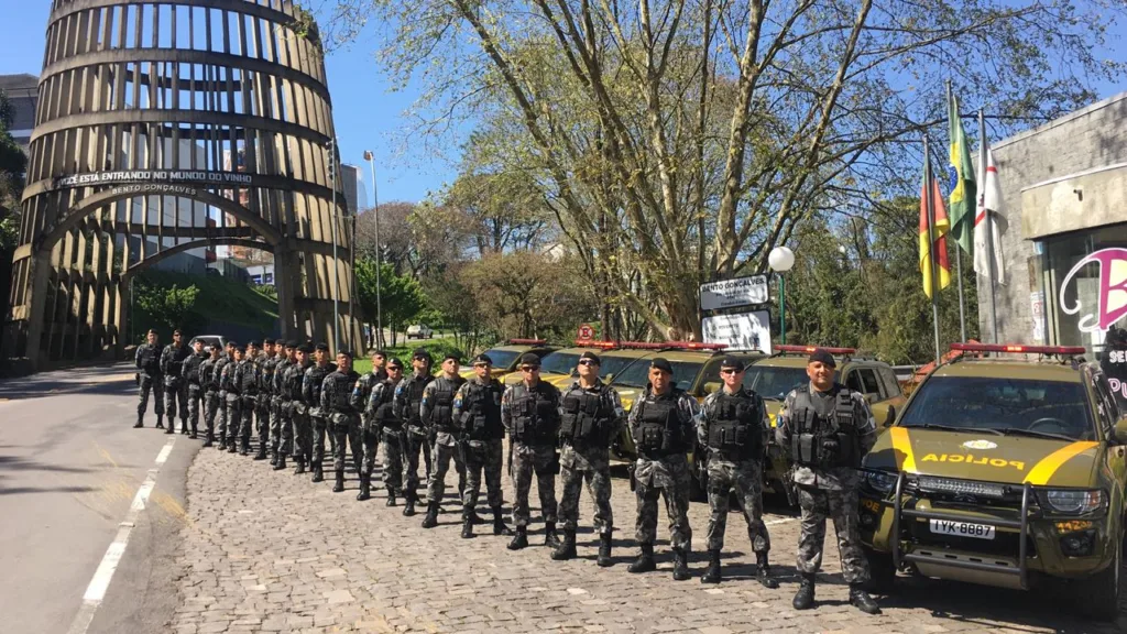 1ª Corrida do 3º BPAT em Bento Gonçalves incentiva integração entre BM e comunidade 1ª Corrida do 3º BPAT em Bento Gonçalves incentiva integração entre BM e comunidade