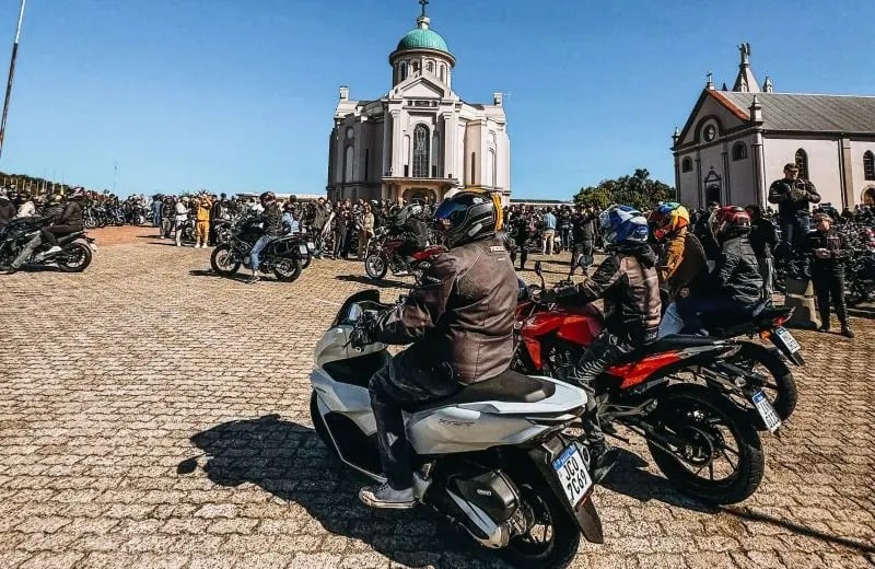 MOTOCICLISTAS