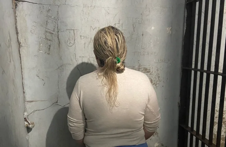 Mulher de 43 anos foi condenada a 15 anos e 5 meses de prisão.