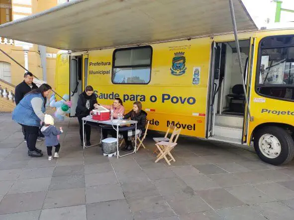 Unidade Móvel de Vacinação