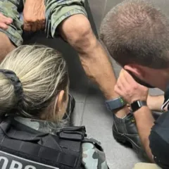 Tornozeleira alerta invasão e polícia prende agressor de mulher em Vacaria