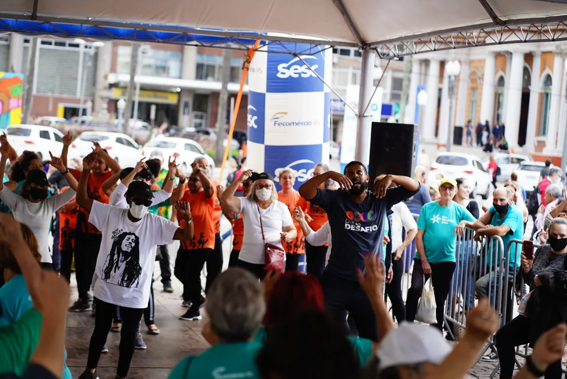 As atividades começam às 6h da manhã e seguem até às 20h