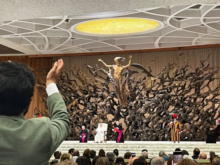 Papa Leão XIV em audiência com imprensa mundial