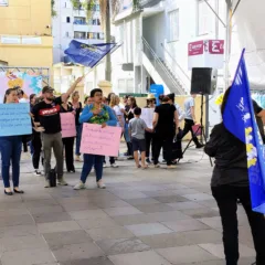 Servidores municipais protestam por reajuste no vale-refeição em Bento Gonçalves nesta sexta-feira (30)
