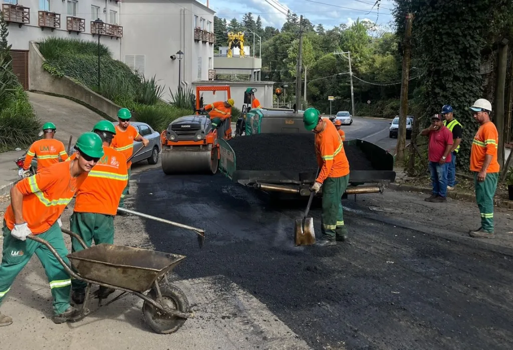 Corsan refaz recapeamento asfáltico após cobranças da prefeitura de Gramado