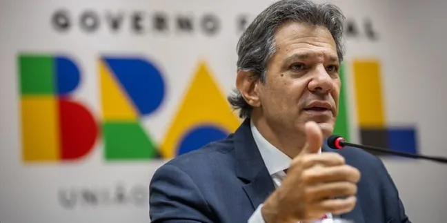 Haddad concedeu entrevista coletiva nesta sexta-feira | Foto: Diogo Zacarias / MF