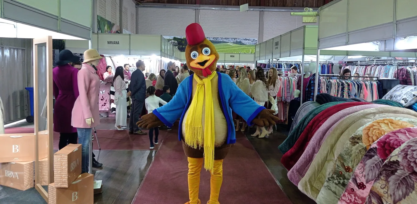 Galito é mascote da Feira de Inverno (Foto: Divulgação)