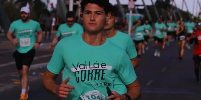 A tragédia, além de inesperada, ainda ocorreu na mesma data em que João Gabriel Hofstatter De Lamare completava 20 anos. (Foto: Arquivo Pessoal / Redes Sociais / Reprodução)