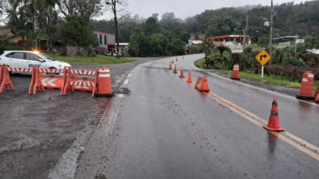 BR-470, entre Bento Gonçalves e Veranópolis, será bloqueada após comboio das 17h