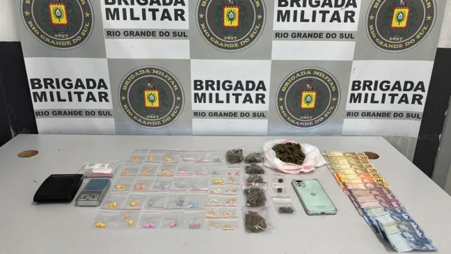 Brigada Militar prende homem por tráfico de entorpecentes em Caxias do Sul. Foto: 12° BPM/Divulgação.