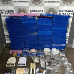 Polícia estoura depósito de drogas e apreende 80kg de maconha em Caxias do Sul
