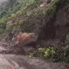 Chuva provoca novos deslizamentos e risco na estrada entre Cotiporã e Dois Lajeados