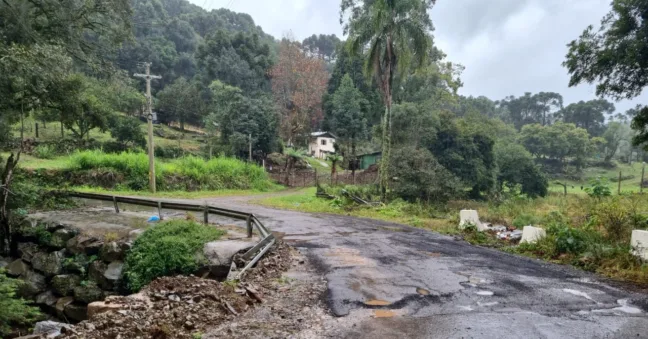 Pontilhões e leito de arroios são parte das estruturas que serão recuperadas. Doto: Divulgação SMO.