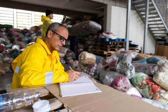 Movimento é intenso para organização e distribuição das doações - Foto: João Pedro Rodrigues/Secom.