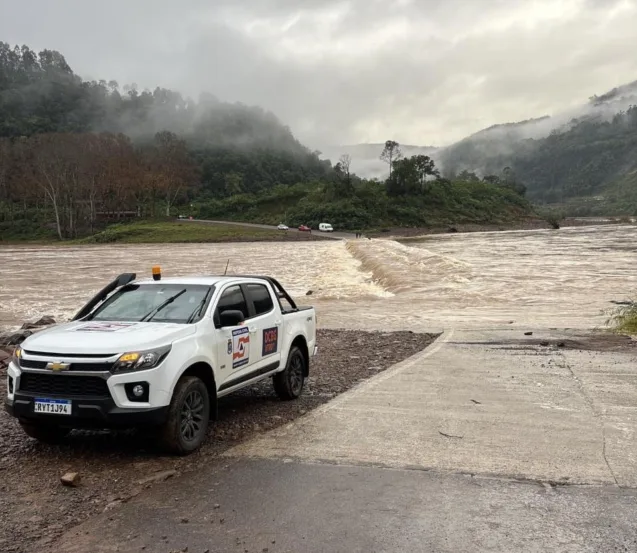 Ponte sobre o Rio das Antas permanece bloqueada.