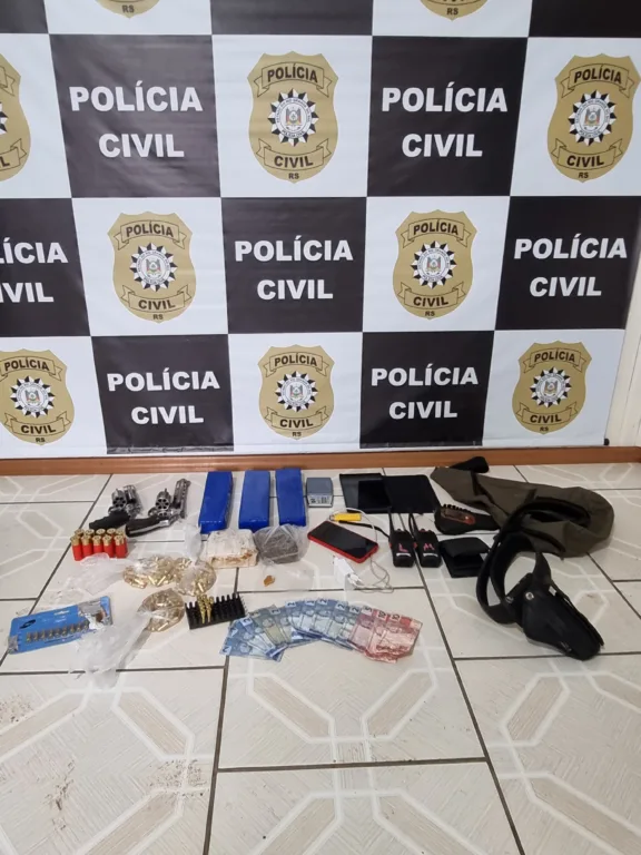 Chefe do tráfico em Jaquirana é preso com armas, drogas e munições