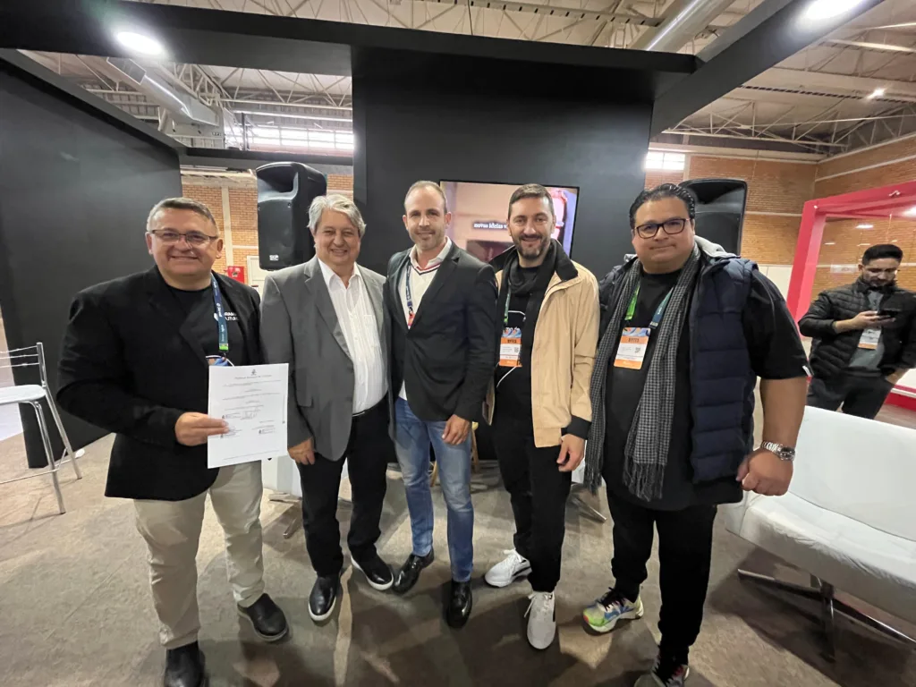 Secretário André Castilhos, prefeito Nestor Tissot, Rafael Bechelin (diretor Gov.UP), Heitor Noel e Jeferson Teixeira