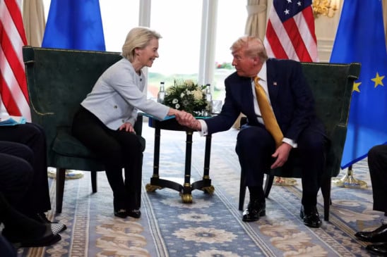 Ursula von der Leyen e Donald Trump fecham acordo de tarifas de 15% na Escócia (Foto: Evelyn Hockstein/Reuters)