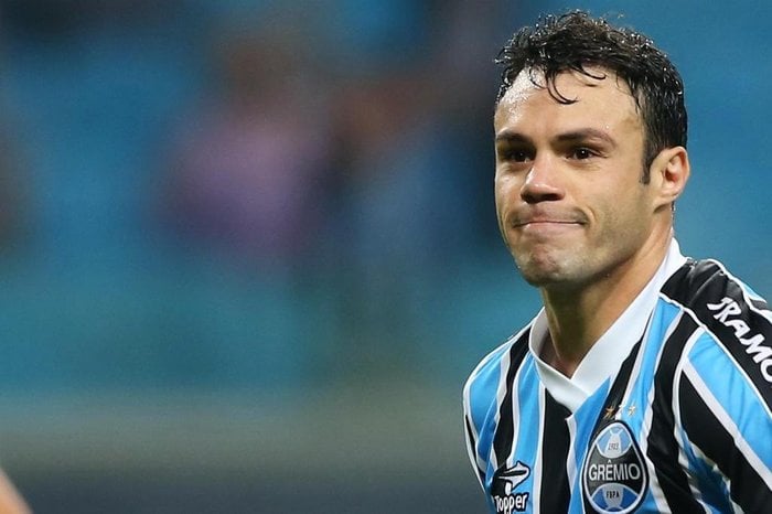 A decisão, expedida pela 1ª Vara de Família e Sucessões de Contagem, também determina o prazo da prisão de até 60 dias. (Foto: Diego Vara) A decisão, expedida pela 1ª Vara de Família e Sucessões de Contagem, também determina o prazo da prisão de até 60 dias. (Foto: Diego Vara)