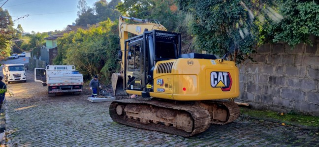 Prefeitura inicia nova rede de drenagem no bairro Fátima para conter vazamentos e erosão. Foto: Ederson de Oliveira/Divulgação.