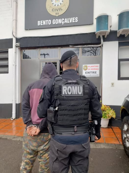 O suspeito acabou preso e encaminhado à Delegacia de Pronto Atendimento (DPPA). (Foto: SEMSEG/BG)