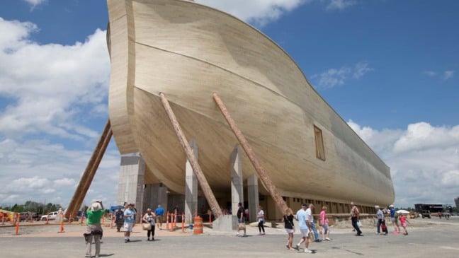 Um dos exemplos mais conhecidos é o Ark Encounter, localizado no Condado de Grant, em Williamstown, Kentucky (EUA). (Foto: AP)