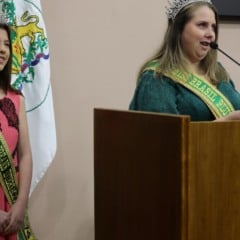 Talita e Julia irão ao Peu representar a região no Concurso Miss Internacional 2025. Foto: Pietra Lima/Câmara Caxias.