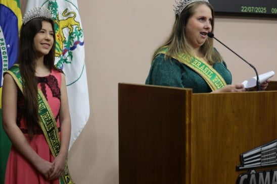 Talita e Julia irão ao Peu representar a região no Concurso Miss Internacional 2025. Foto: Pietra Lima/Câmara Caxias.