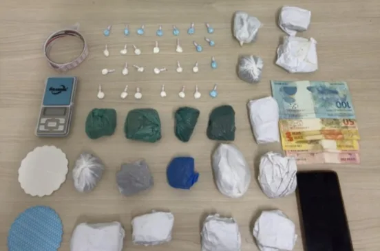 Polícia Civil prende traficante e apreende porções de cocaína e maconha em Bento Gonçalves e Farroupilha