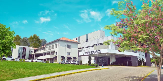 Local ficará no Hospital Virvi Ramos e concentrará atenção aos idosos nas diversas especialidades. Fachada do Hospital Virvi Ramos. Foto: Reprodução Site Virvi Ramos.