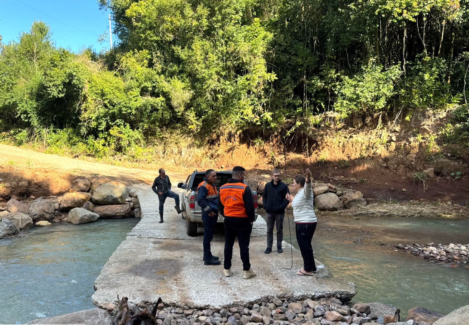 Defesa Civil Estadual vistoria pontos afetados pelas chuvas em Farroupilha