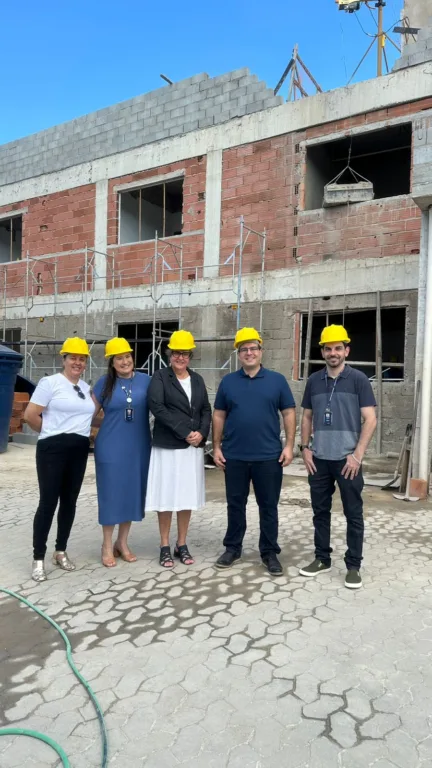 Rafael Bueno visitou obras do novo CRAI, com mais espaço e acessibilidade, e que deve ser inaugurado ainda em julho. Foto: Jucilene Borges/ Divulgação.