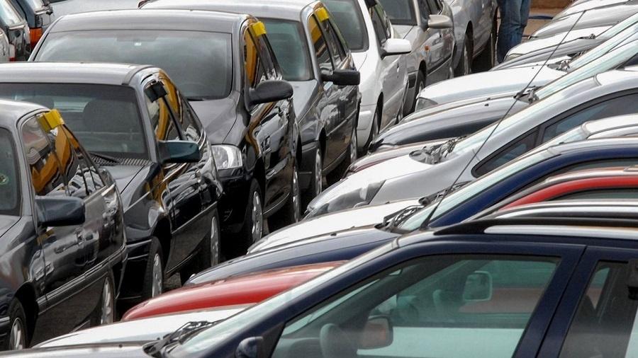 Os modelos credenciados pelas montadoras incluem diferentes versões: Chevrolet Onix, Renault Kwid, Volkswagen Polo, Hyundai HB20, Fiat Argo e Fiat Mobi. (Foto:  Marcello Casal Jr/Agência Brasil)