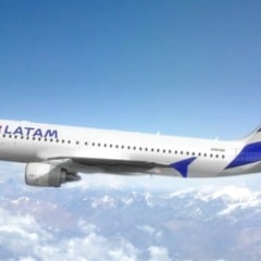 A Latam Brasil é líder nos mercados doméstico e internacional, no Brasil, desde 2021, segundo a Agência Nacional de Aviação Civil (Anac). (Foto: Divulgação)