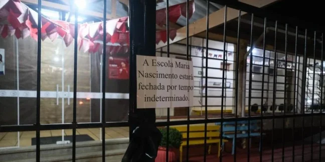 Antes do ataque, o jovem teria pedido para entrar na escola para deixar um currículo e ir ao banheiro | Foto: Pedro Piegas / Reprodução