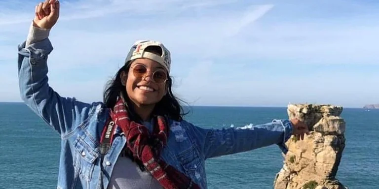 Brasileira caiu em trilha de vulcão | Foto: ©resgatejulianamarins/Instagram / CP