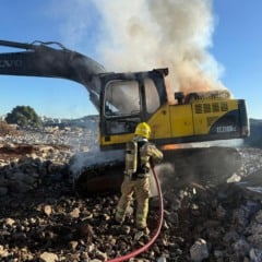 Apesar do susto, ninguém ficou ferido. (Fotos Bombeiros)