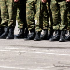 Senadores aprovam MP que aumenta vencimento de militares. Foto: Reprodução Freepik.
