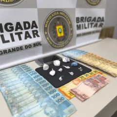 Casal de paraguaios é preso por tráfico de drogas em Serafina Corrêa. Foto: 3º RPMon/Divulgação.