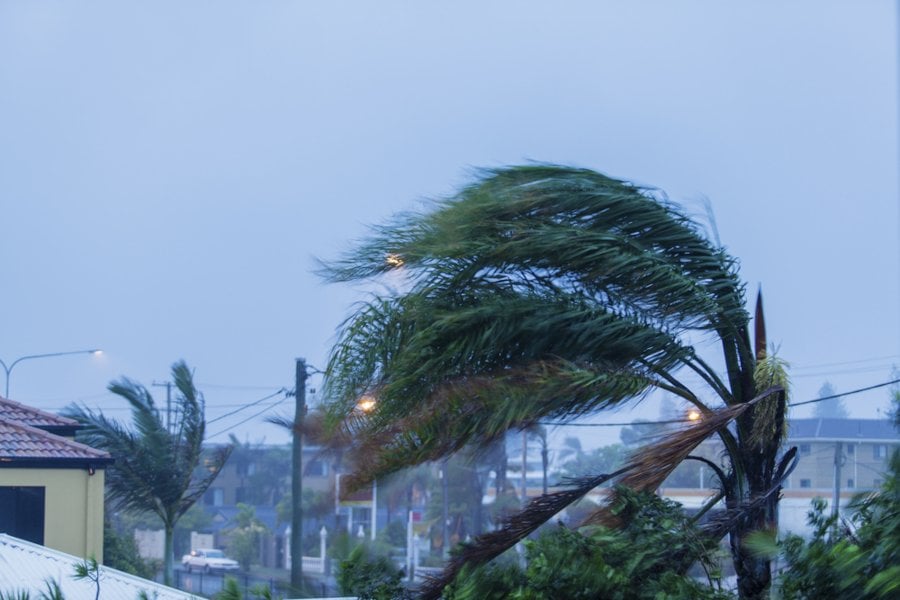O ciclone extratropical vai se formar a partir do centro de baixa pressão, que atua neste domingo (27), sobre o Rio Grande do Sul. (Foto: Depositphotos)