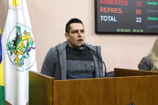 Rafinha Bado assume como vereador no Legislativo caxiense. Foto: Guilherme de Paula/Câmara Caxias.