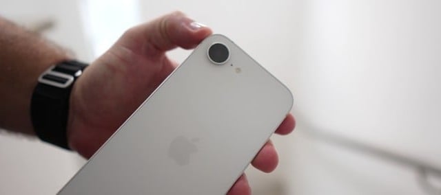 O Apple iPhone 16e está disponível na Amazon por R$ 3.499. (Foto: Reprodução)