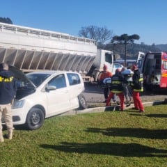 Acidente entre dois veículos deixa idoso ferido na BR-470, em Garibaldi