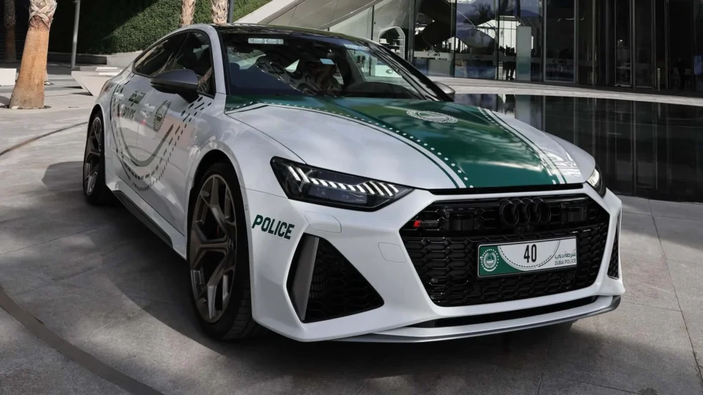 Audi RS7 Performance - Foto - Divulgação da Polícia de Dubai