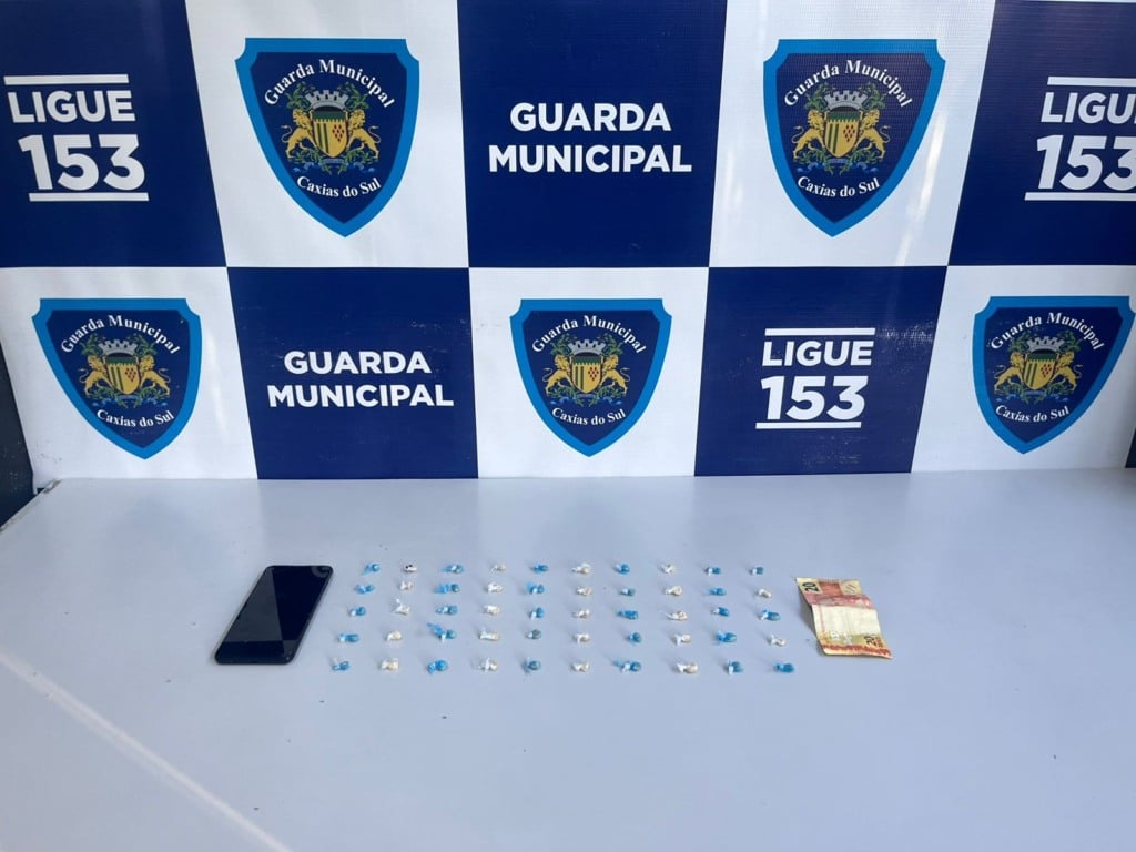 Guarda Municipal apreende adolescente por tráfico de drogas em Caxias do Sul