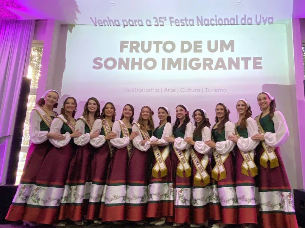 festa da uva tema 2026