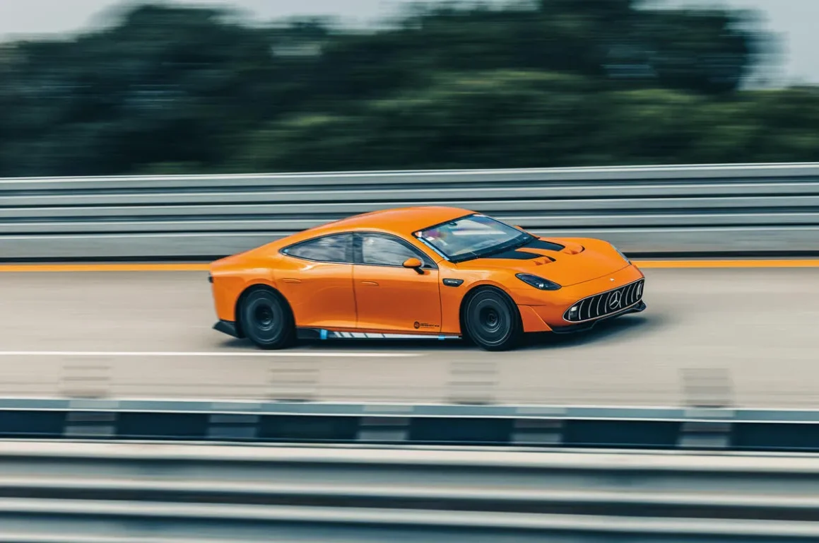 Mercedes-AMG GT XX Mercedes-AMG GT XX