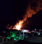 Vídeo: incêndio atinge fábrica de plásticos em Bom Princípio