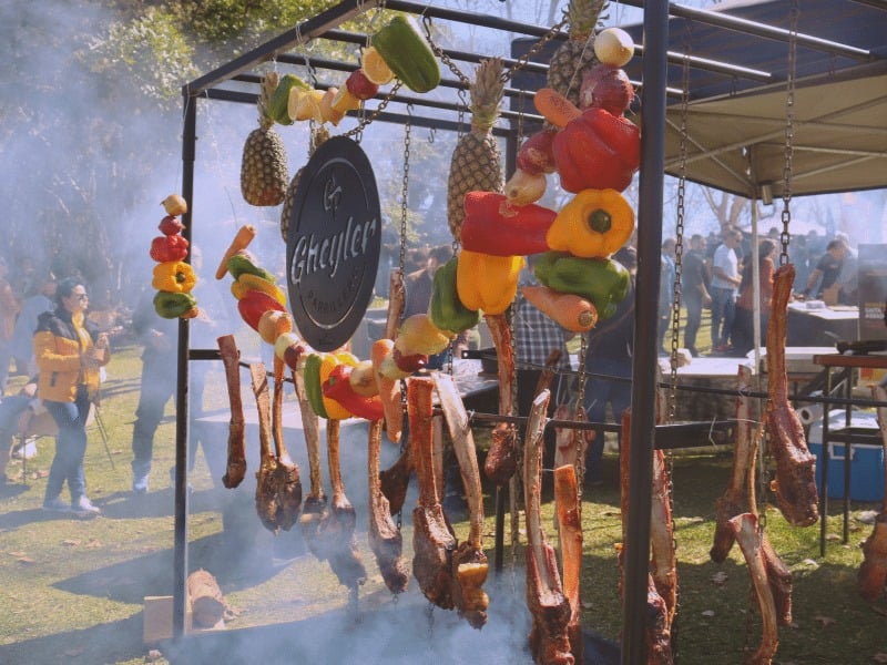 Trata-se da 10ª edição do Festival BAH BBQ, a 3ª realizada no Wine Garden Miolo